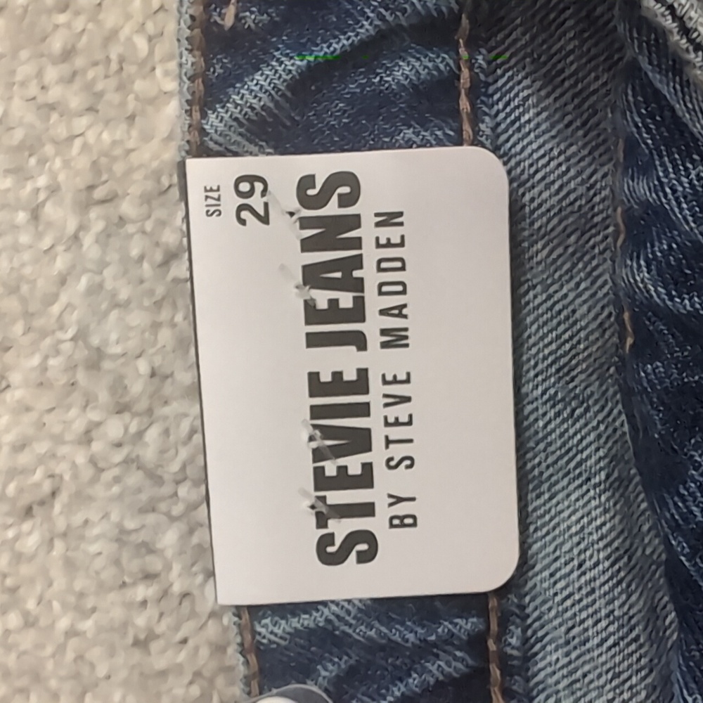 NWT!! Steve Madden Distressed Mid Rise  Wide-Leg Barrel Jeans - Picture 5 of 8